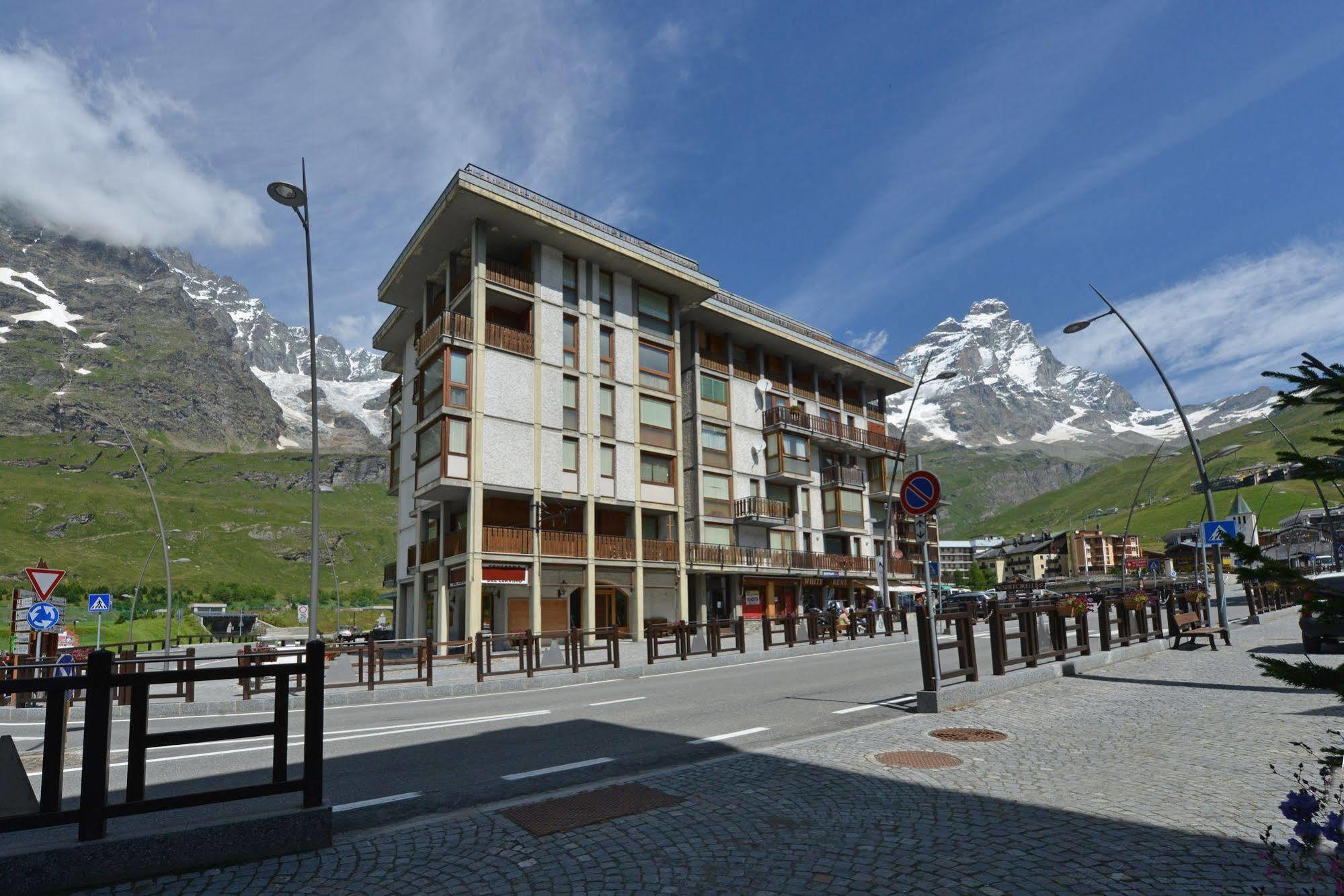 Cervino Valley House Rododendro Apartment Breuil-Cervinia Exterior photo